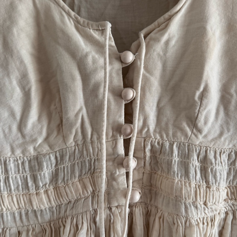 BEVERLY PAIGE Vintage Ruffle Maxi Dress - Picture 3 of 11